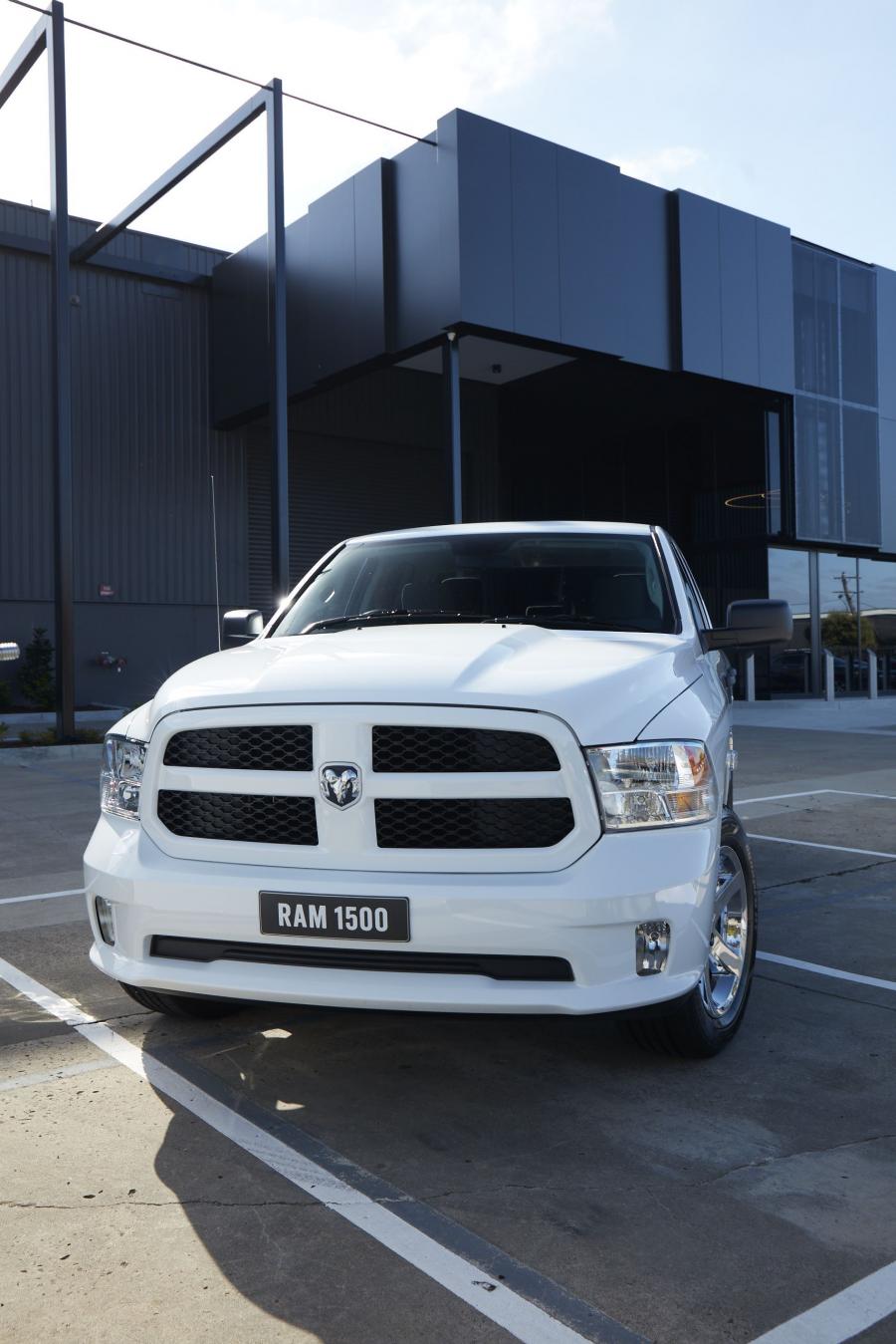  Ram 1500 Express Quad Cab (DS) 2018 года  (AU) (фото 26 из 28)